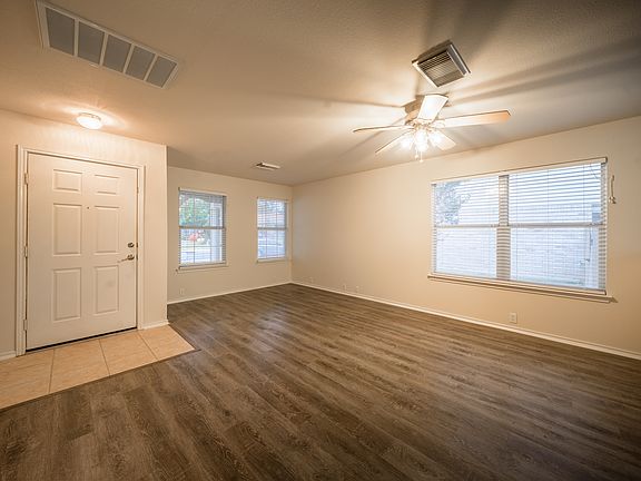 5th image of 7702 Parkwood Way