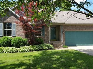 254 Butterfly Ln, Louisville, KY