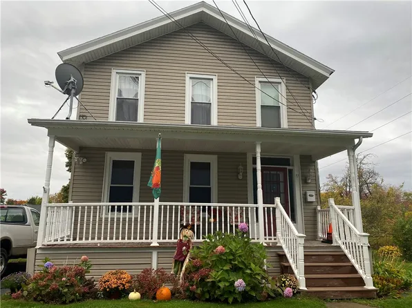 11 Columbus St, Auburn, NY 13021