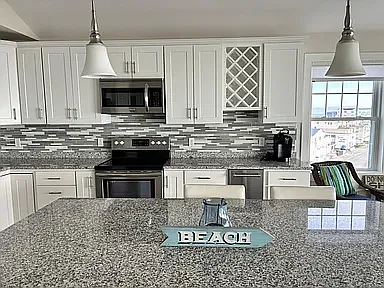 377 Ocean Blvd #12 — Photo 11