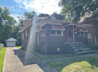 1383 Andrus St, Akron, OH 44301