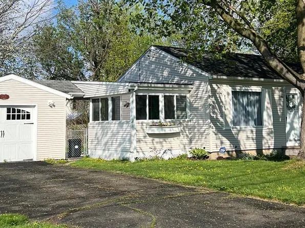 768 Valentine St, Elmira, NY 14904