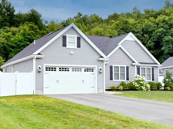 16 Wedge Dr, Lakeville, MA 02347