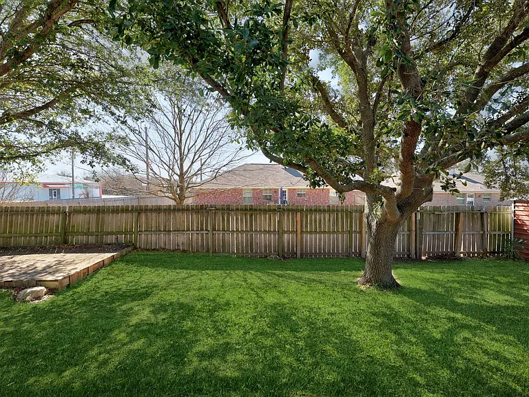 5301 Williams Dr — Photo 16