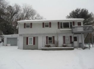 3 Coon Hollow Rd, Derby, CT 06418