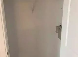 21 Scollard St UNIT 202, Toronto, ON M5R1G1