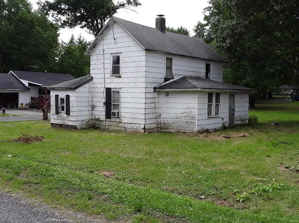 629 2nd St, Keyesport, IL 62253