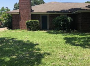 7505 Windhaven Rd, North Richland Hills, TX 76182