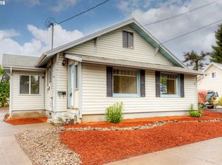 400 W Gloucester St, Gladstone, OR