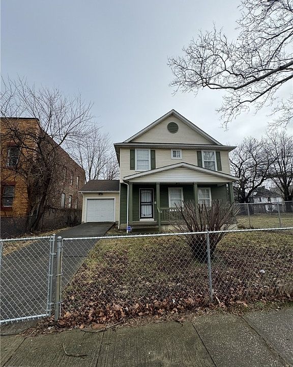 1st image of 519 E 117th St