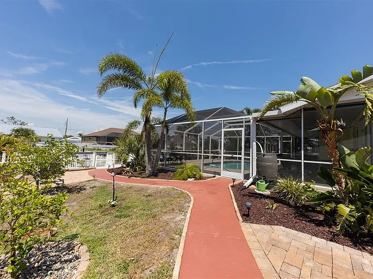 2684 Titania Rd — Photo 30