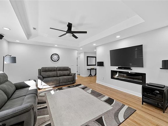 5th image of 3244 Nottingham Rd