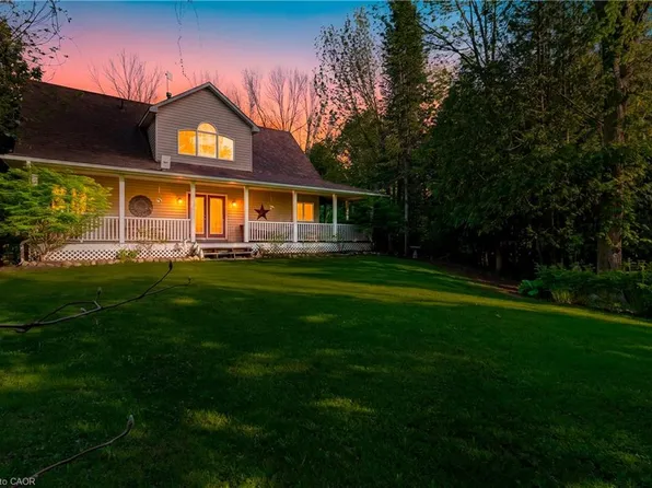 126 Wilson Dr, Georgian Bluffs, ON N0H 2T0