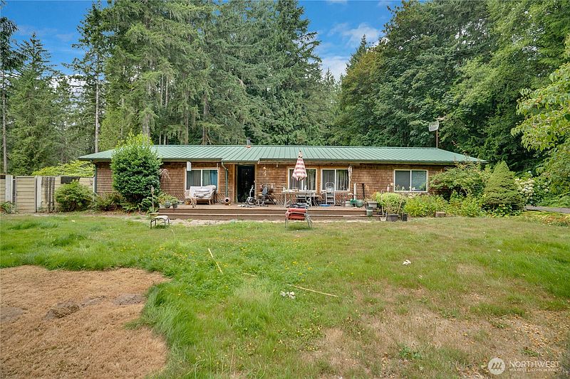 5th image of 6218 159th Avenue Ct NW