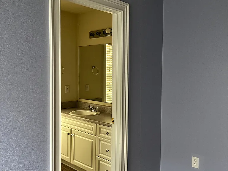 807 W Longleaf Dr #49 — Photo 8
