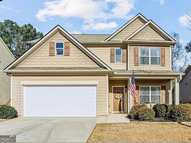 751 Walnut Woods Dr — Photo 1
