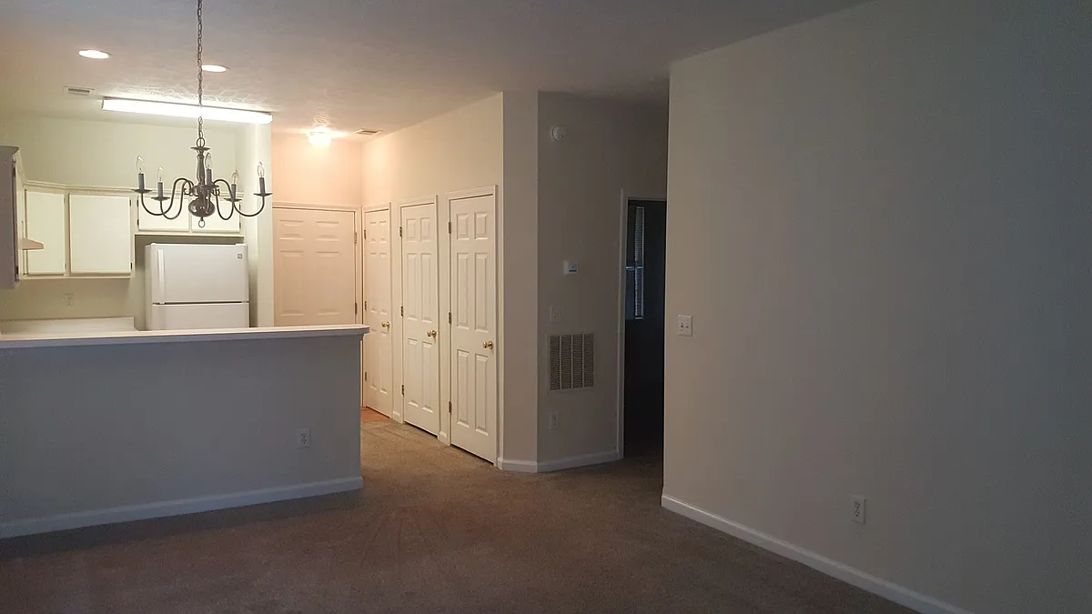 Building Photo - 498 River Oaks Dr #59D