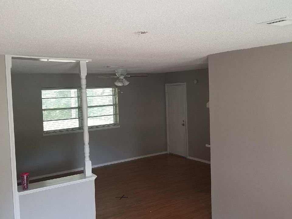 1st image of 708 SW Sunnybrook Dr
