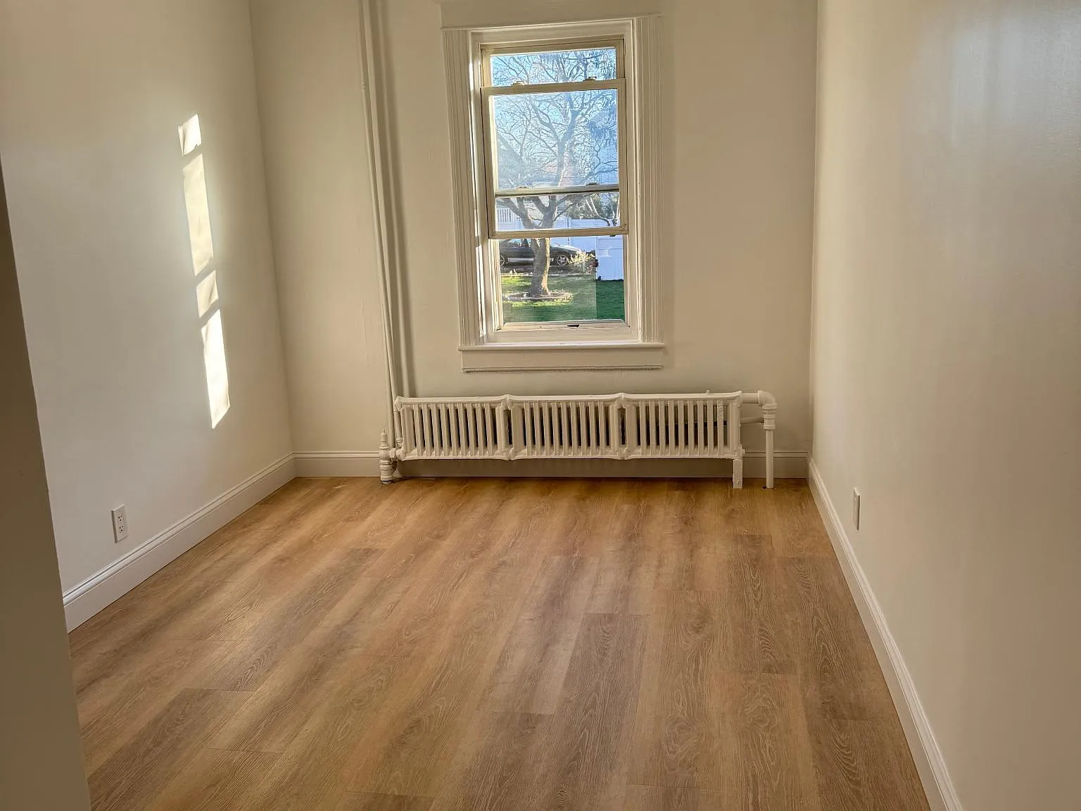 2 bed, 1000 sqft, $2,900 — Photo 4