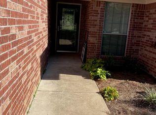 11159 Twin Spires Dr, Flint, TX 75762