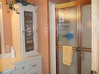 4th image of 604 Sunshine Ln