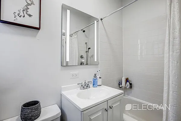 Rented by (Legacy) Elegran | media 5