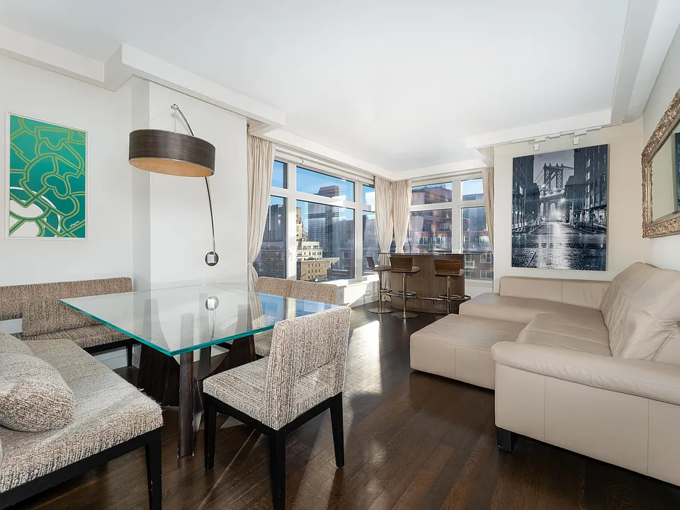 400 E 67th St #10E