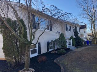 402 17th Ave, Brick, NJ 08724