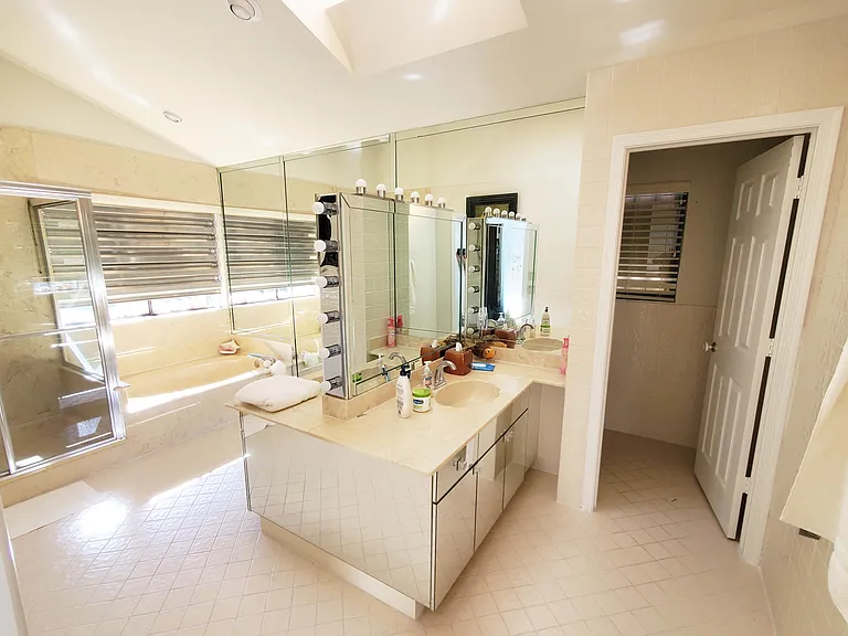 21742 Club Villa Ter — Photo 25