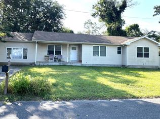1025 Seaman Ave, Beachwood, NJ