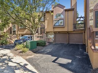 8 Faesch Ct, Rockaway, NJ 07866