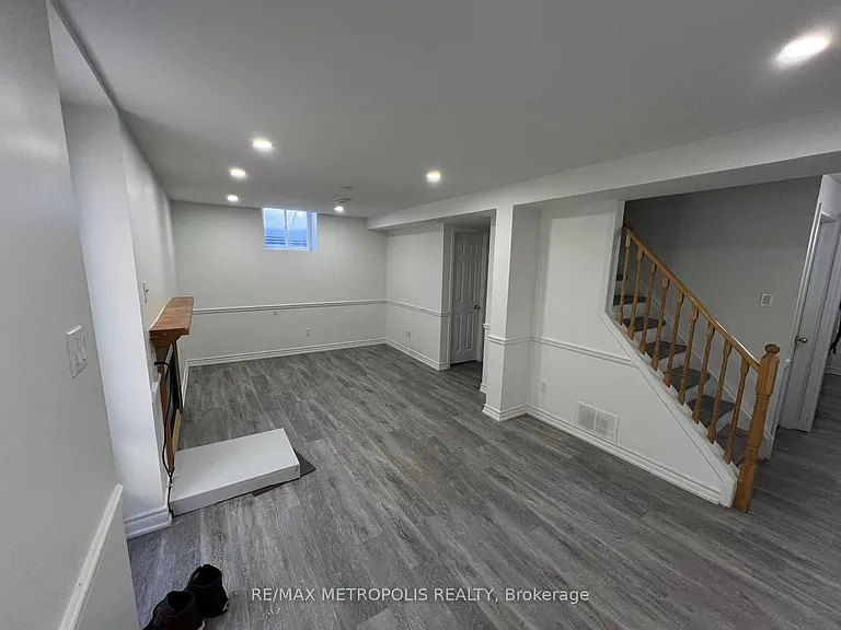 570 Springview Dr #BASEMENT — Photo 6
