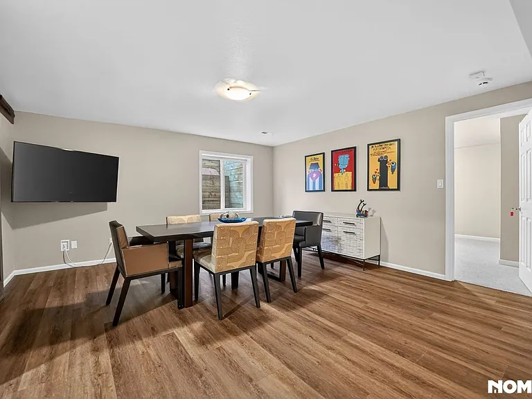 8433 Sawtooth Ln — Photo 32