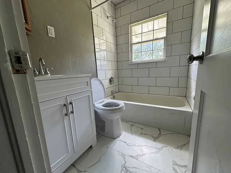 1206 Sandra Dr — Photo 10