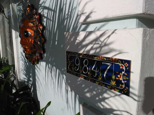 9847 Riverview Dr, Micco, FL 32976