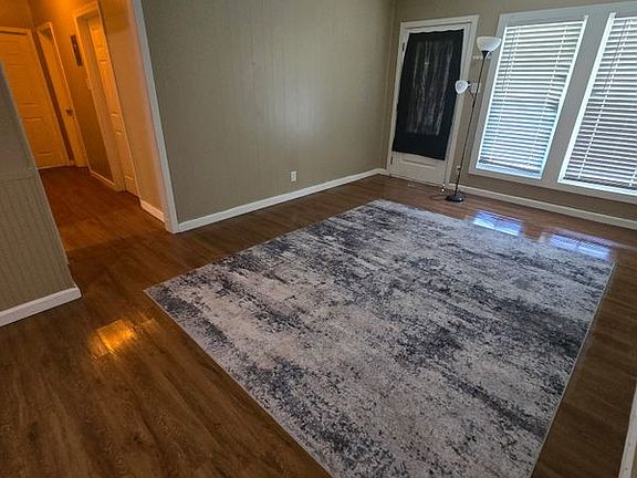 2nd image of 111 Bowie St