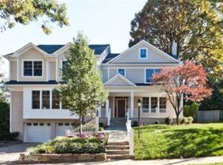 4304 37th Rd N, Arlington, VA 22207