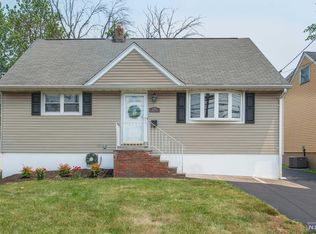 179 W Central Ave, Maywood, NJ 07607