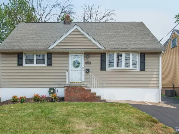179 W Central Ave, Maywood, NJ 07607