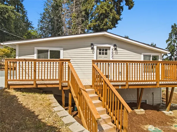 5600 Ocean View Boulevard NE, Bremerton, WA 98311
