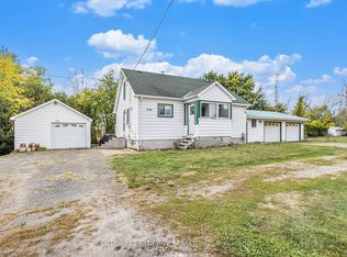 476 County Road 29 Rd, Rideau Lakes, ON K7A4S5