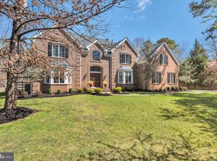 8 Elderberry Dr, Medford, NJ 08055