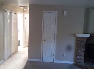 300 S 20th St APT 2, Mount Vernon, WA 98274