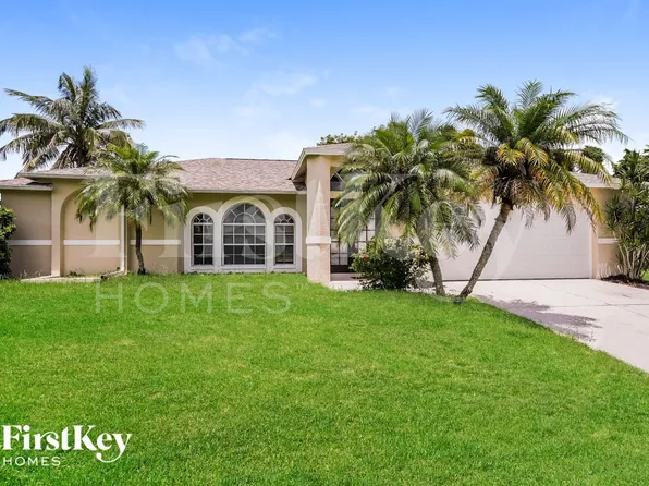 8381 Bahamas Rd, Fort Myers, FL 33967