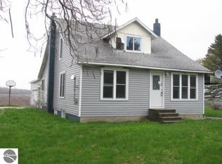 3743 W Swartz Rd, Turner, MI 48765