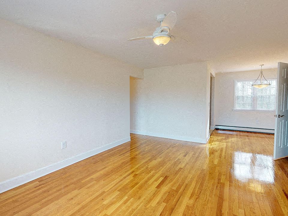 Kings Gardens Apartments 24 Walter Dr Woodbridge NJ Zillow