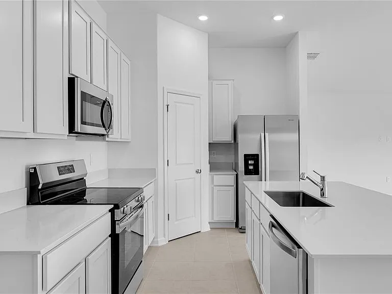5803 Le Marin Way — Photo 3