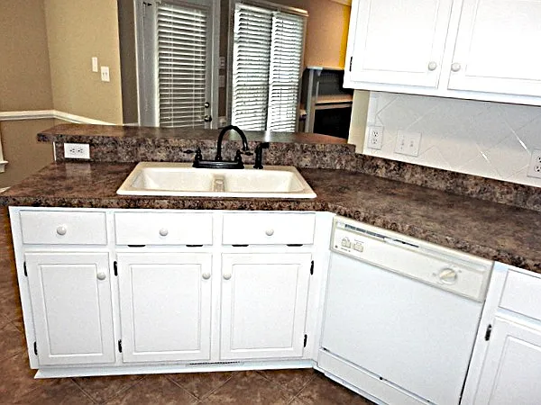 4812 Forest Highland Dr — Photo 2