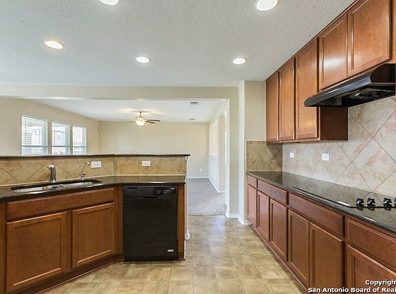 4th image of 1450 Cutler Bay