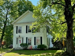 4 Brigham St, Hubbardston, MA 01452